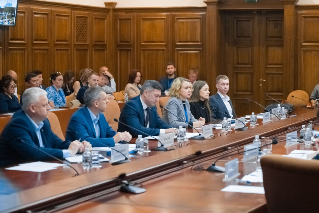 Большой проект: когда запустят погранпереход посреди Амура?