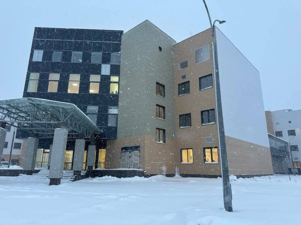 На Камчатке завершили строительство первого этапа краевой больницы