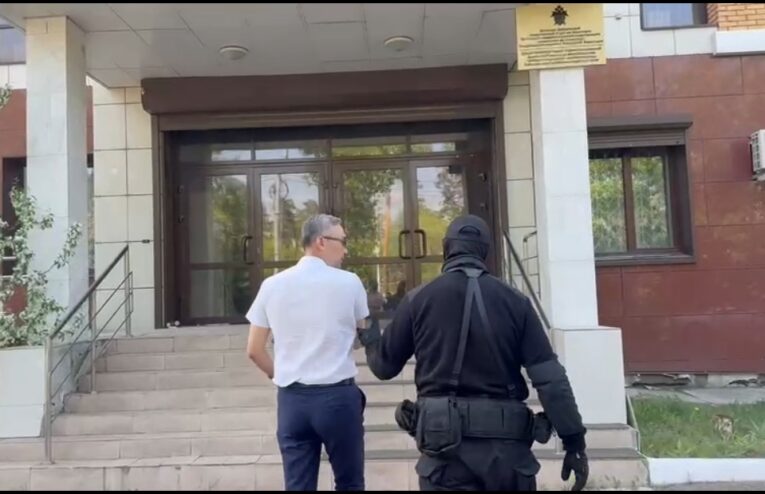 Главу управления капстроительства Бурятии подозревают в превышении полномочий при ремонте театра «Ульгэр»