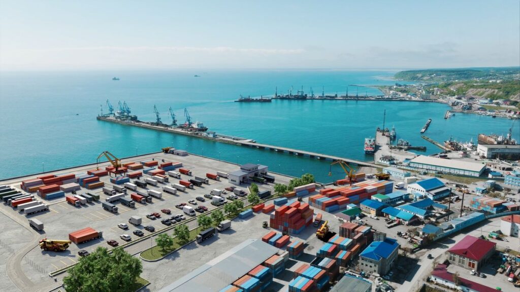 За первые полгода 2025-го грузооборот линии Владивосток-Корсаков вырос на 27%