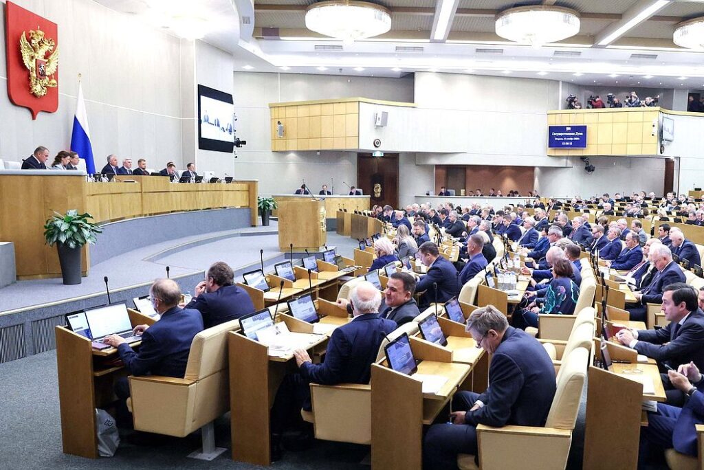 Остановки — не место для торговли никотином: Госдума приняла в первом чтении законопроект, инициированный Хабаровским краем