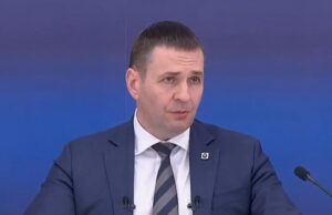 прямая линия демешин