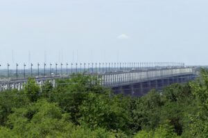 мост через амур