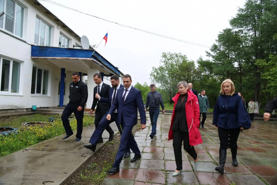 Демешин взял под контроль школу в Вострецово