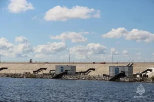уровень амура падает